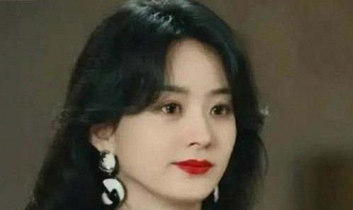 娱乐圈瓜点全览：冷静看待热门事件的背后发展